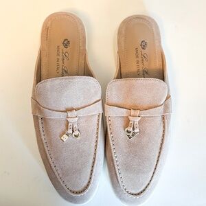 LORNA PIANA Babouche Loafer Suede Mules Charms Flats Designer Beige sz 39